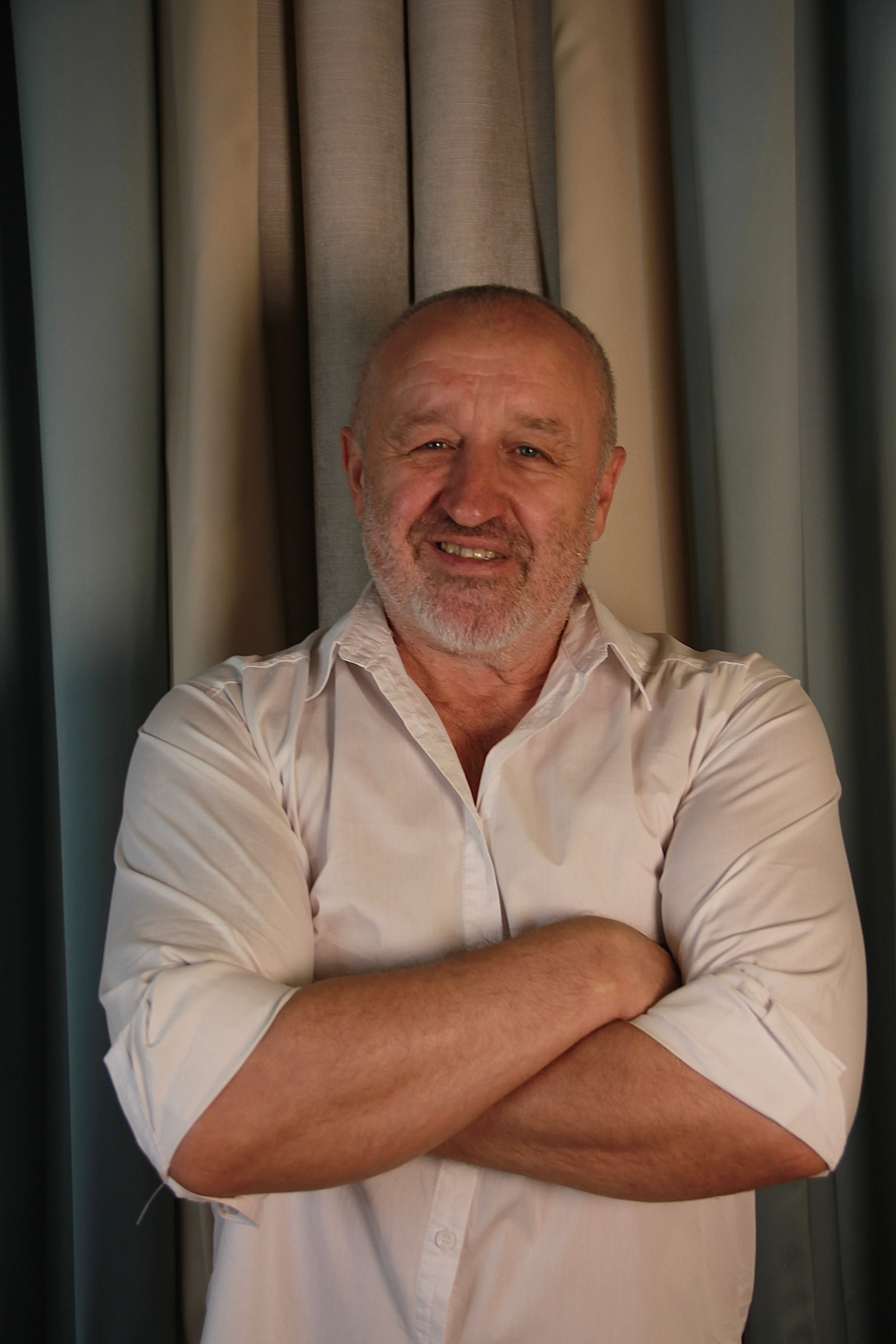 Jurij — Masaż leczniczy i relaksacyjny